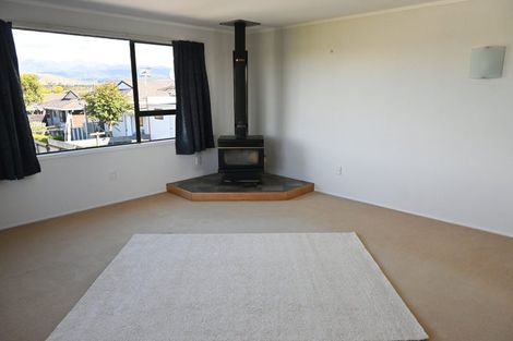 Photo of property in 17 Churchill Street, Levin, 5510