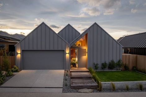 Photo of property in 7 Campbell Road, Wanaka, 9305