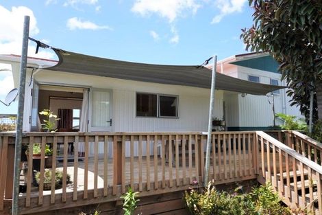 Photo of property in 12 Seaview Road, Ruakaka, 0116