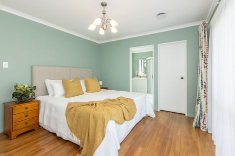 Photo of property in 10 Meeanee Quay, Westshore, Napier, 4110