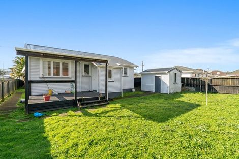 Photo of property in 1/57 Kelvin Road, Papakura, 2110