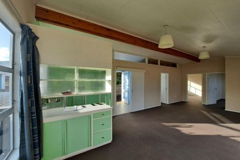 Photo of property in 46a Belt Road, Moturoa, New Plymouth, 4310
