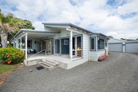 Photo of property in 14 Wellwood Terrace, Te Awanga, 4102