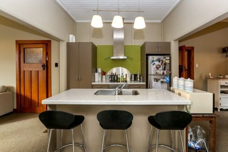 Photo of property in 246 Saint Aubyn Street, New Plymouth, 4310