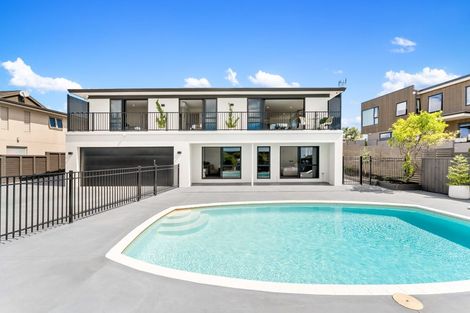 Photo of property in 114 Bramley Drive, Farm Cove, Auckland, 2012