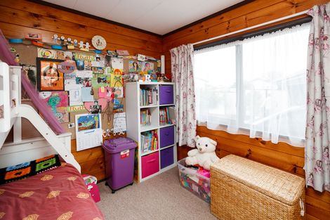 Photo of property in 50 Suzanne Grove, Kelvin Grove, Palmerston North, 4414