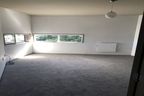 Photo of property in 16/2 Onslow Road, Khandallah, Wellington, 6035