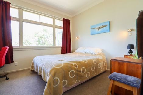 Photo of property in 14 Solway Street, Holmes Hill, Oamaru, 9401