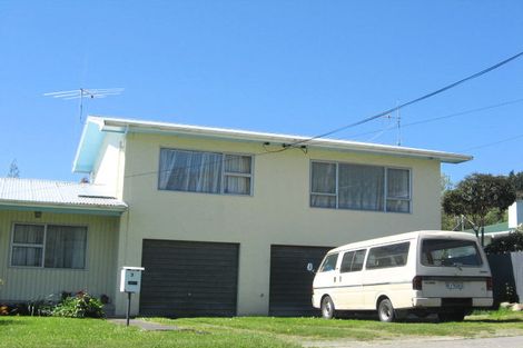 Photo of property in 2/3 Isel Place, Stoke, Nelson, 7011