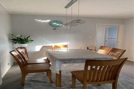 Photo of property in 10 Peterhouse Place, West Harbour, Auckland, 0618