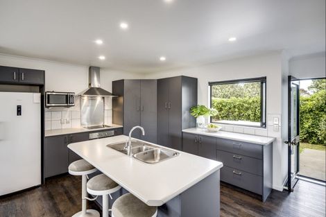 Photo of property in 23a Avondale Road, Taradale, Napier, 4112