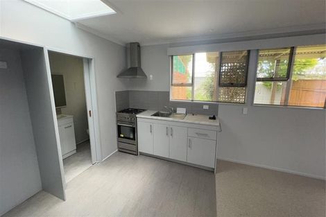 Photo of property in 107 Ryder Crescent, Levin, 5510