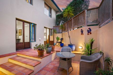 Photo of property in 1/48 Masterton Road, Rothesay Bay, Auckland, 0630