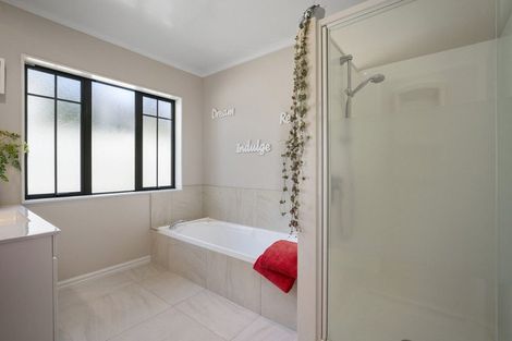 Photo of property in 6 Huntington Drive, Bethlehem, Tauranga, 3110