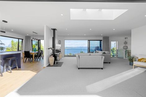 Photo of property in 38b Mapara Road, Acacia Bay, Taupo, 3385