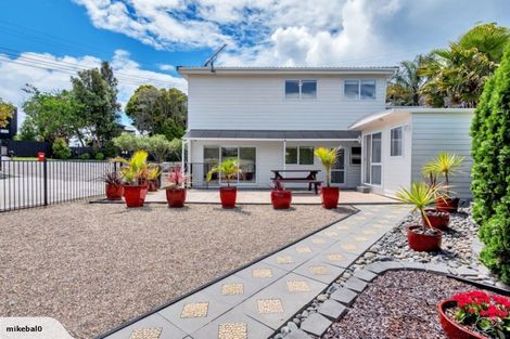 Photo of property in 267 Vipond Road, Stanmore Bay, Whangaparaoa, 0932