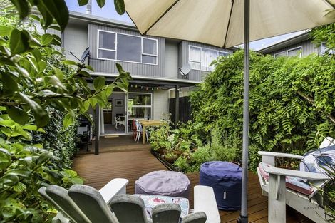 Photo of property in 4/42 Sheridan Drive, New Lynn, Auckland, 0600