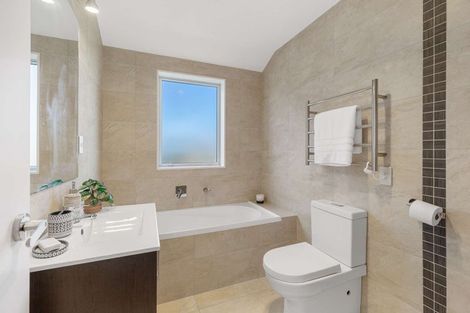 Photo of property in 73 Buccaneer Court, Gulf Harbour, Whangaparaoa, 0930