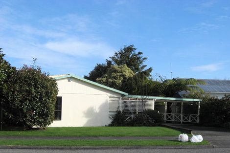 Photo of property in 1-1a Vincent Drive, Levin, 5510