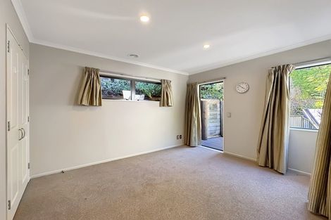 Photo of property in 5 Bank Road, Northland, Wellington, 6012