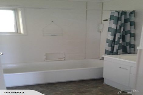 Photo of property in 15 Byron Grove, Owhata, Rotorua, 3010