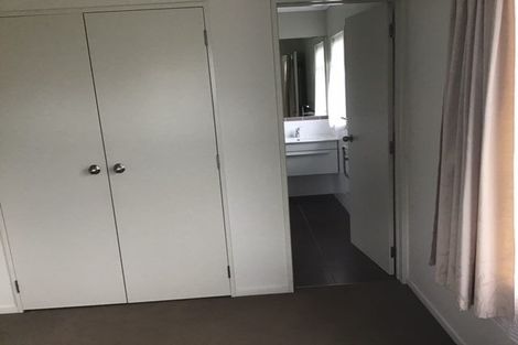 Photo of property in 114 Porchester Road, Papakura, 2110