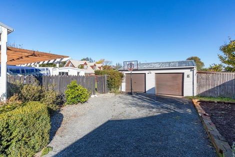 Photo of property in 53 Railway Road, Rangiora, 7400