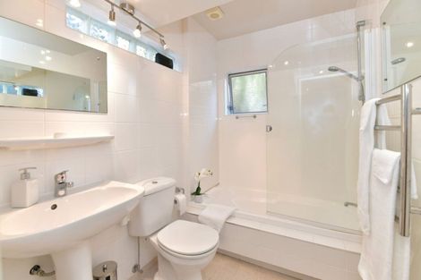 Photo of property in 1/34 Totara Road, Stanmore Bay, Whangaparaoa, 0932