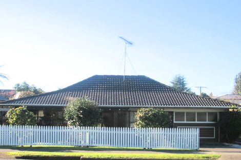 Photo of property in 2/352 Great South Road, Opaheke, Papakura, 2113