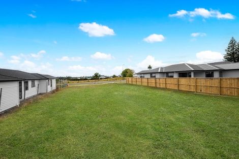 Photo of property in 18a Mclarin Road, Glenbrook, 2681