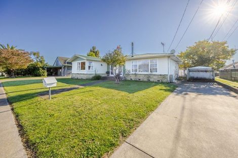 Photo of property in 18 Howard Road, Taradale, Napier, 4112