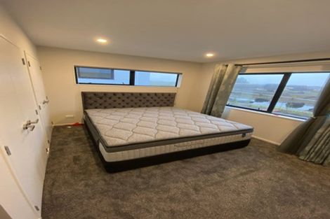 Photo of property in 32 Minhas Road, Papakura, 2110