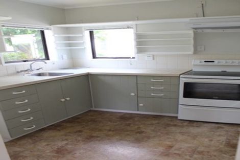 Photo of property in 2 Tarbett Road, Hillcrest, Hamilton, 3216