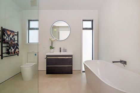 Photo of property in 16 Pacific Parade, Coastlands, Whakatane, 3120