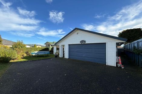 Photo of property in 10 Cabbage Tree Grove, Woodridge, Wellington, 6037