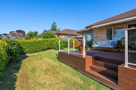 Photo of property in 1 Anchorite Way, Red Beach, 0932