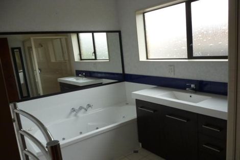 Photo of property in 65 Gibbons Street, Ebdentown, Upper Hutt, 5018