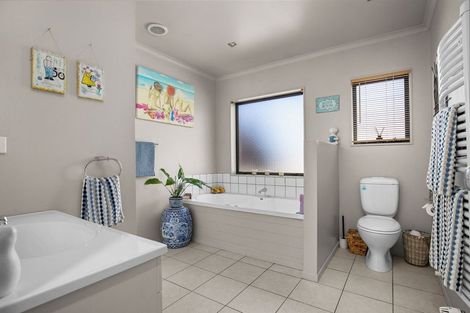 Photo of property in 23 Albert Drive, Clyde, 9330