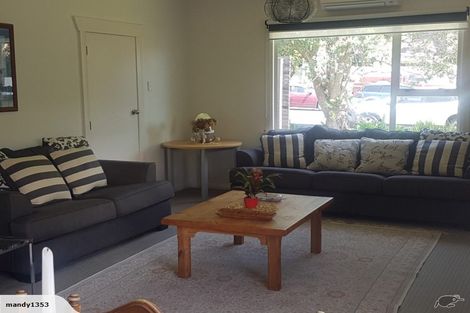Photo of property in 9 Hursthouse Street, Vogeltown, New Plymouth, 4310