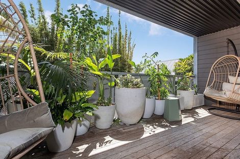 Photo of property in 1/11 Sentinel Road, Herne Bay, Auckland, 1011