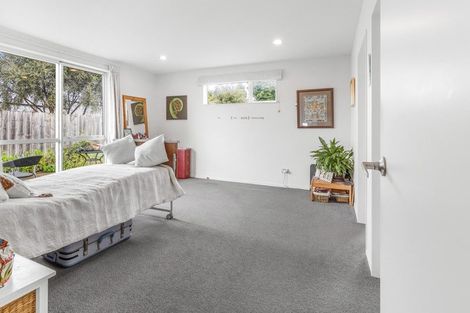 Photo of property in 17 Barwick Place, Huntington, Hamilton, 3210