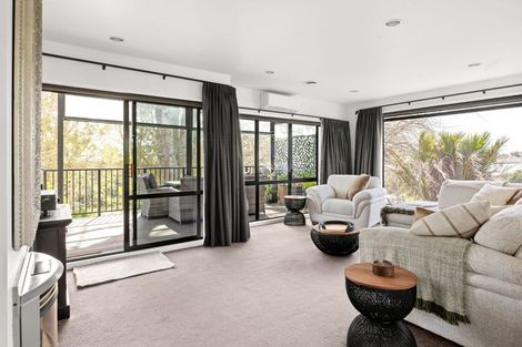 Photo of property in 2a Edgecumbe Street, Whitiora, Hamilton, 3200