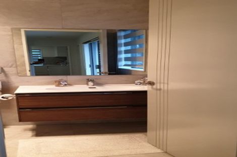 Photo of property in 4 Kauri Grove Drive, Kumeu, 0810