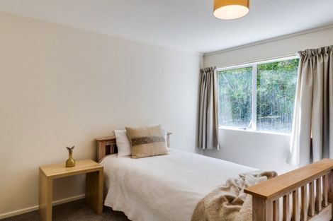 Photo of property in 31 Busby Hill, Havelock North, 4130