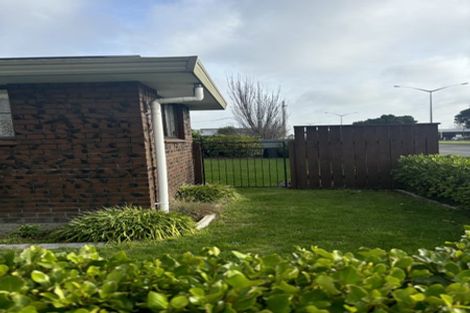 Photo of property in 2 Mcarthur Street, Terrace End, Palmerston North, 4410
