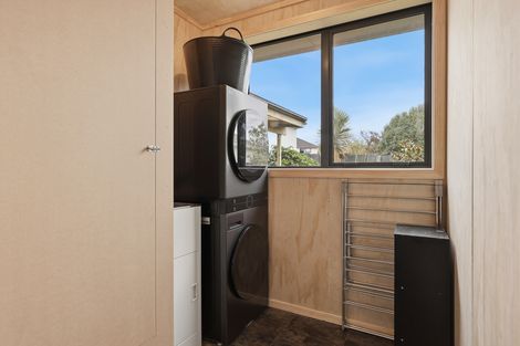 Photo of property in 8 Ellersley Street, Halfway Bush, Dunedin, 9010