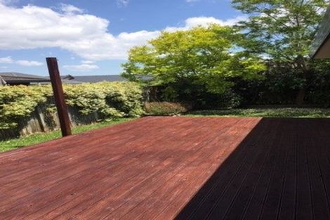 Photo of property in 2/46 West Fairway, Golflands, Auckland, 2013