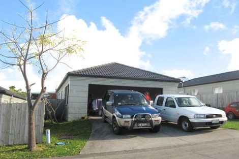 Photo of property in 35 Senator Drive, Manurewa, Auckland, 2105