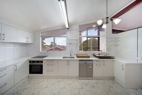 Photo of property in 26 Ewbank Place, Manurewa, Auckland, 2102