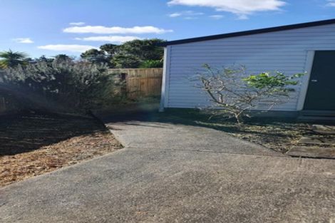 Photo of property in 27 Pahi Place, West Harbour, Auckland, 0618